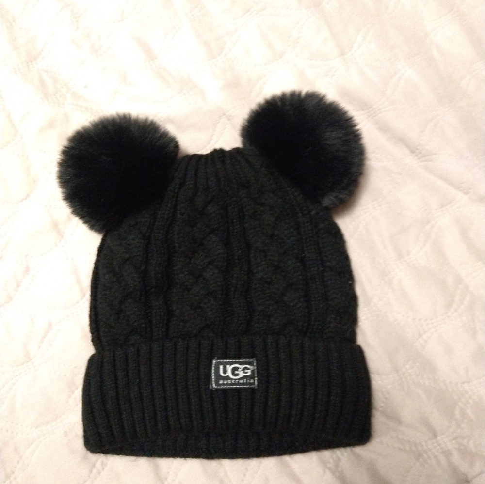 UGG